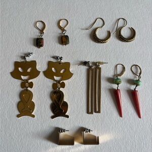 Gold-toned Earrings Set